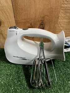 HAMILTON BEACH 6 SPEED BURST BOWL REST MODEL 64695 TYPE M20 WHITE - W/BEATERS - Picture 1 of 6