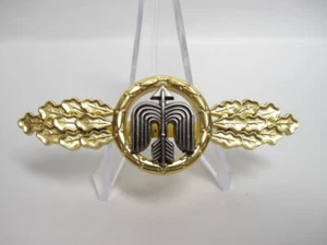 Frontflugspange für Kampfflieger in Gold. - Picture 1 of 7