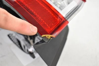 Luz trasera exterior LED híbrida SE lateral izquierda se adapta a 13-16 FUSION 200234 Foto 1 de 4