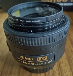 Nikon AF-S 35mm f/1-1.8 Lens. With front & rear lens caps,lens hood,user manual - Picture 1 of 6