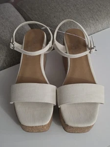 COCONUTS by MatissePlatform Cork Wedge Womens Casual Sandals Beige Sz 7m- 8m-9m - Picture 1 of 5