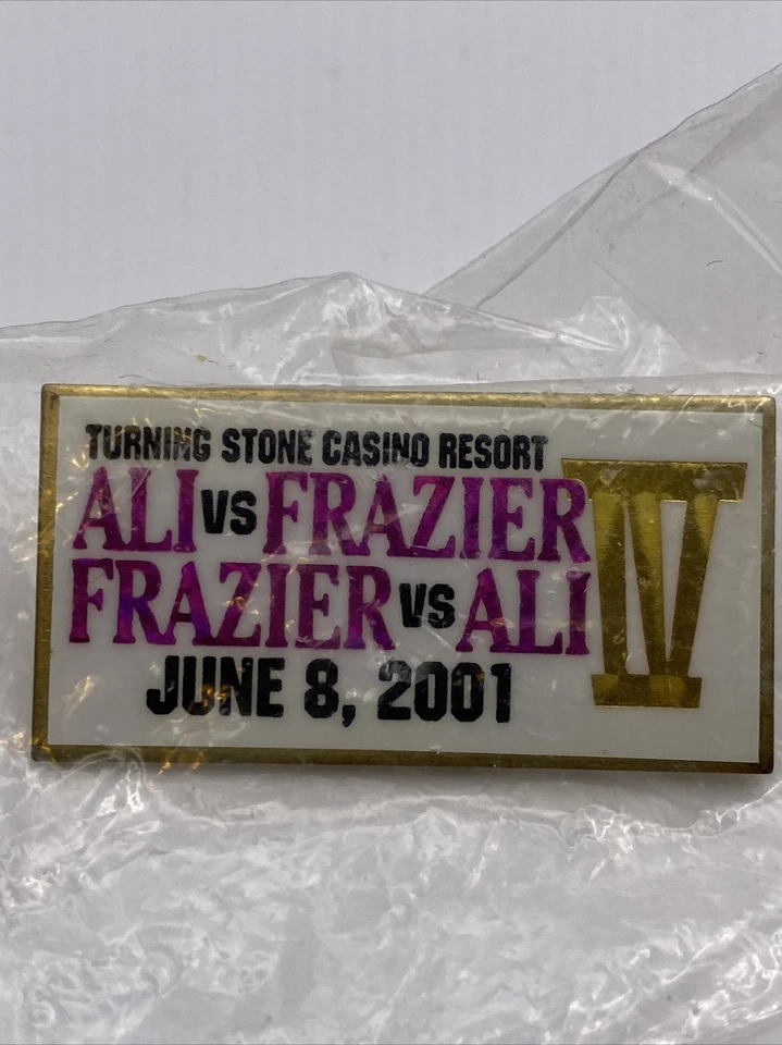 LAILA ALI VS. JACQUI FRAZIER IV June 8, 2001 Enameled Pin Boxing NE B4D - Image 1 of 3