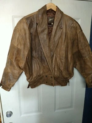 Винтажная женская мотоциклетная коричневая кожаная куртка Vera Pelle итальянский размер 40  - Изображение 1 из 4