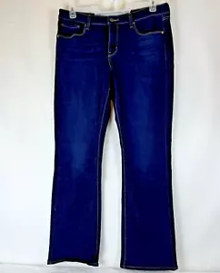 Signature by Levi Strauss Co Women's Shaping Mid Rise Bootcut Jeans - Picture 1 of 4