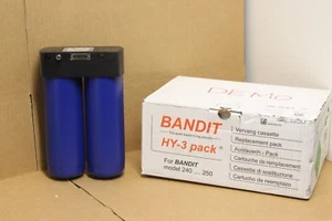 Zum Aufladen: Patrone BANDIT HY-3 Pack pr Nebelgenerator BANDIT 240 250 - Bild 1 von 4