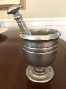 Large Vintage WILTON Armetale 4.5" Pewter Mortar & Pestle USA Apothecary - Picture 1 of 7