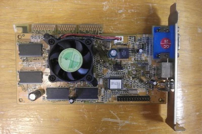 Video graphics card NVIDIA GeForce 2 MX400 32MB Universal AGP VGA RCA S-Video - Image 1 of 4
