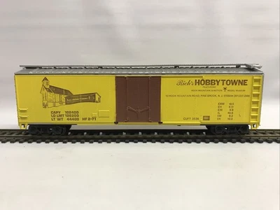 HO 60" Plug Door Boxcar Rich's Hobbytowne Pine Brook N.J. Hook Mountain Junction - Image 1 of 4