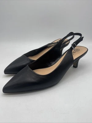 Zapatos de salón Bella Vita 50-3382 para mujer de tacón de gatito de cuero negro escarlata talla 8,5 W Foto 1 de 4