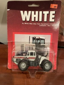 1/64 White 4-270 Tractor W/Duals, Scale Models FU-0174 - Picture 1 of 1