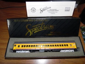 HO Bachmann Spectrum Union Pacific Heavyweight Passenger Coach with Box # 1086 - Picture 1 of 13