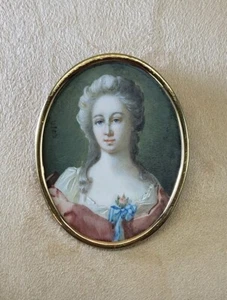 Exquisito mini retrato en acuarela de finales del siglo XIX bajo cristal (¿Madame DuBarry?) - Imagen 1 de 7