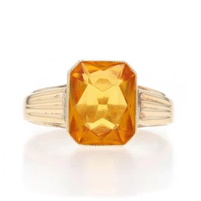 Yellow Gold Glass Vintage Solitaire Ring - 10k Rectangular - Image 1 of 4