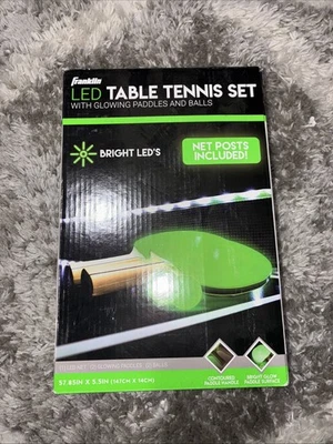 Juego de tenis de mesa LED con paletas y pelotas brillantes Foto 1 de 3