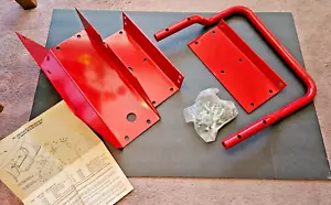 Snapper 61069 Rear Catcher Mounting Kit - YTD & YTH Series Lawn Tractors - NOS - Picture 1 of 11