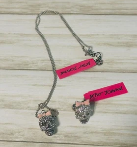 NWT  Betsey Johnson Pink Rhinestone Skull Ring & Necklace Set Silver Tone  NEW - Picture 1 of 8