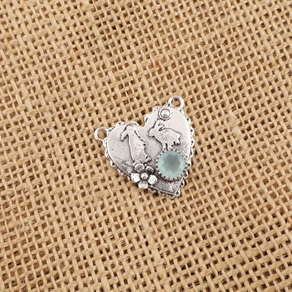 Colgante para ella con piedras preciosas de calcedonia 925 estampadas de plata hecho a mano en forma de corazón Foto 1 de 1
