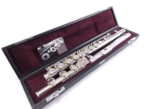 Reconditioned Yamaha 461 (~462/482) Silver Pre-Pro Intermediate Flute +Warranty - Picture 1 of 9