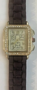 Reloj Geneva, Mop Tono Plateado, Triple Zona Horaria, Batería Nueva - Imagen 1 de 9