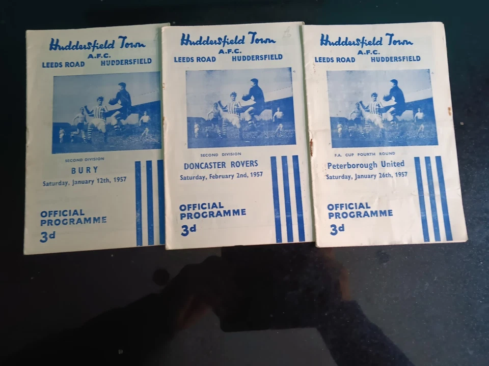 HUDDERSFIELD TOWN  v   BURY    Div 2  1956/1957  VERY GOOD - Image 1 of 1