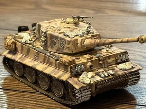 Tigre alemán Corgi 1:50 Ausf E, sPzAbt. 301 Waldfuecht Alemania 1944-45, CC60505 - Imagen 1 de 13