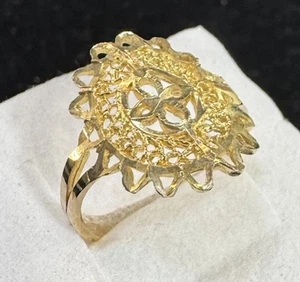 Real 10K Yellow Gold Fancy Ring Size 7! FREE SIZING! - Picture 1 of 4