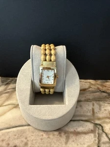 Avon 1990’s Gold Natural Wood Barrel Bead Band Quartz Spring Loaded Cuff Watch - Picture 1 of 10