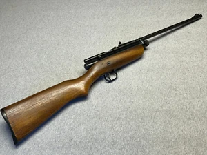 Vintage Working Crosman Bolt Pellgun Model 180 .22 Caliber CO2 Pellet Gun Rifle - Picture 1 of 11