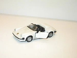 MAISTO 1:38 métal, voiture cabriolet porche 911 speedster, portes ouvrantes - Picture 1 of 2