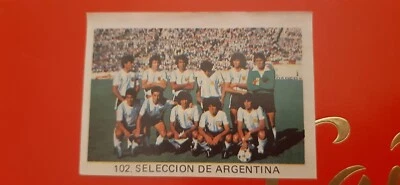 ARGENTINA SELECCIÓN MARADONA BOCA JUNIOR ROOKIE 1981 MUNDIAL 82 CARD VENLICO 102 - Imagen 1 de 3
