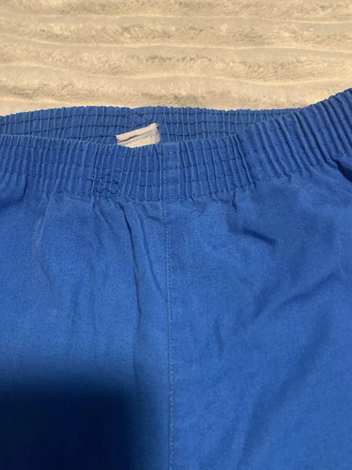 2 pares de pantalones exfoliantes Dickie’s talla mediana (1 azul, 1 caqui) Foto 1 de 4