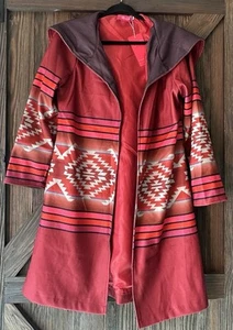 Mundefeis Hooded Coat w/ Native American Pattern / Size Med - Gorgeous Pattern! - Picture 1 of 7