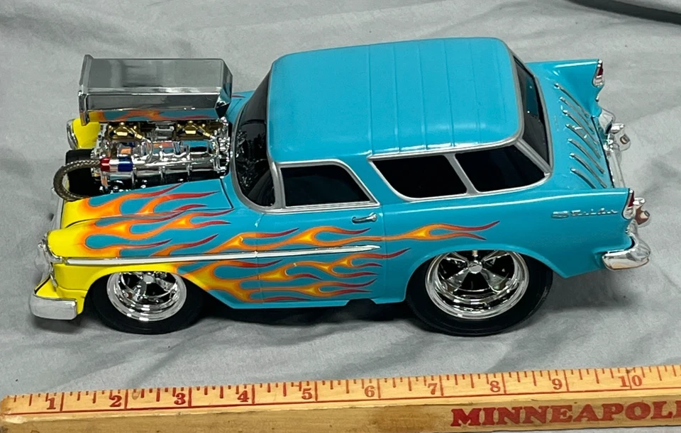 1955 Nomad Muscle Machines Teal With Flames 1:18 Scale Chevy Loose - Image 1 of 4