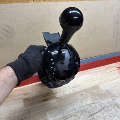 2012-2017 FIAT 500 AUTOMATIC TRANSMISSION FLOOR SHIFTER GEAR SELECTOR ASSEMBLY Foto 1 de 4