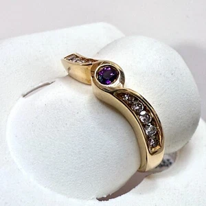 Banda Curvada Oro Amarillo 14K Amatista y 0,21 Tw Diamantes 2,6 gramos Talla 6,5 - Imagen 1 de 12