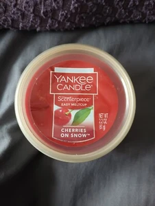 Yankee Candle - Scenterpiece - Cherries On Snow - Discontinued - - New - Picture 1 of 2