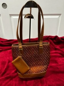 Pelle Club Medium Golden Brown Tote Bag with Change Bag - Picture 1 of 12