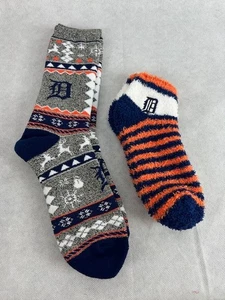 Detroit Tigers Ugly Christmas Sweater Crew Large & Fuzzy Medium Socks 2 Pairs - Picture 1 of 2