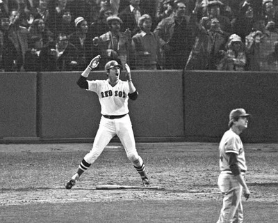 1975 Boston Red Sox CARLTON FISK Glossy 8x10 Photo 'World Series Game 6' Print - Image 1 of 3