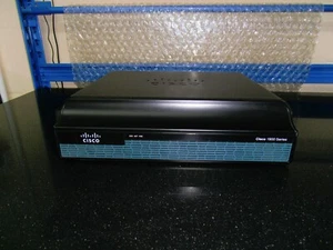 Cisco1941/K9 IS Router ipbasek9, securityk9 + EHWIC-VA-DSL-A  CCNA CCNP CCIE - Picture 1 of 4