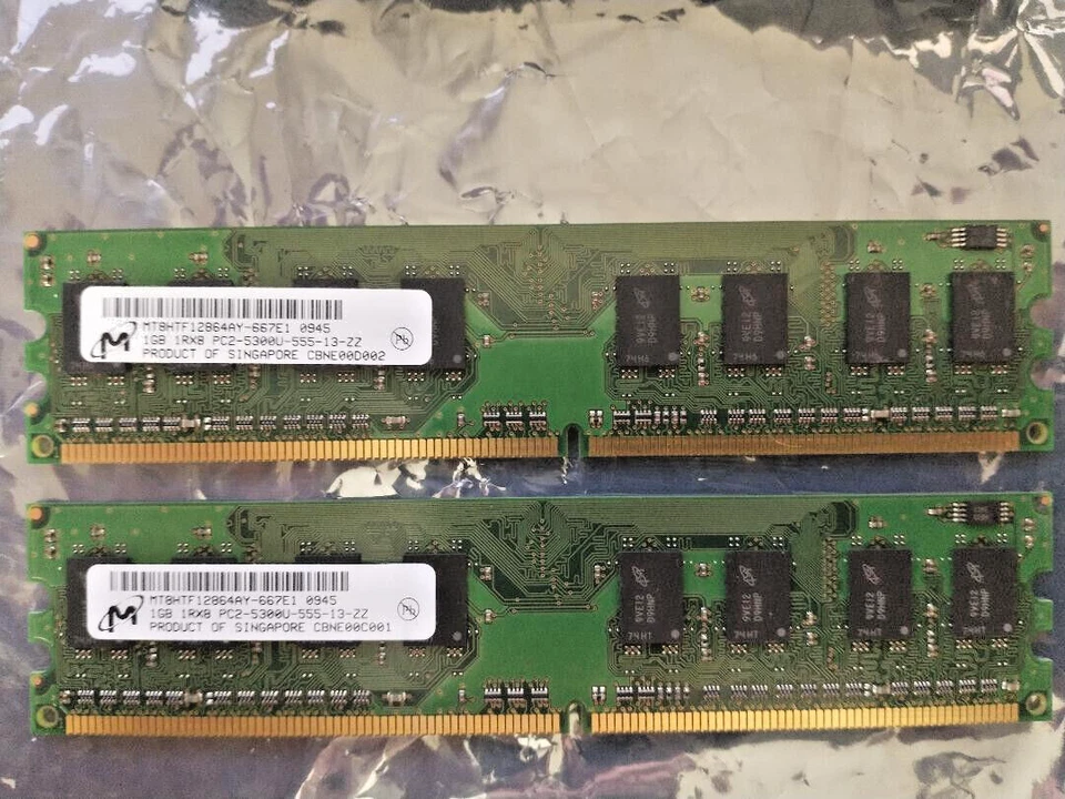 4GB 4x1GB MT8HTF12864AY-667E1 Micron 1GB PC2-5300 DDR2-667MHz non-ECC Unbuffered - Image 1 of 3