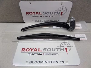 Scion xB 2008 - 2015 Rear Wiper Arm and Blade Set Genuine OEM OE - Picture 1 of 3