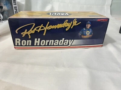 Camión de carreras Chevy Action Ron Hornady #16 Napa Gold 1997 - diecast 1:24 RARO Foto 1 de 4