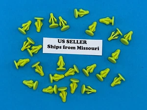 2004-ON Ford F150 F250 F350 Weatherstrip Retainers Clips Fasteners PACK OF 25 - Picture 1 of 6