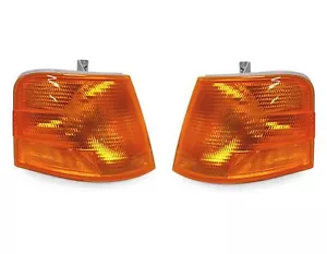 VOLVO VN VNL VNM TURN SIGNAL CORNER LIGHTS PAIR LAMPS 1996-2003 2000 2001 2002 - Picture 1 of 7
