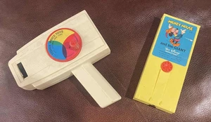 Vintage Fisher Price Filmbetrachter #460 mit Disney Mickey Mouse und dem Riesen! - Bild 1 von 13