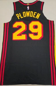 Atlanta Hawks DAEQWON PLOWDEN Game Used 1-15-25 vs Bulls Jersey BLACK 48 - Picture 1 of 4