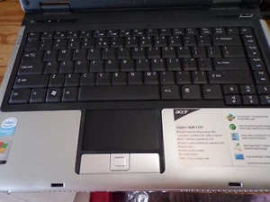 Acer Aspire 3680 2574 booth up needs battery-Locked W/Charger - Picture 1 of 4