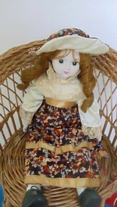 VINTAGE 18" COUNTRY STYLE PORCELAIN DOLL - Picture 1 of 2