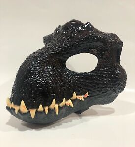 Mattel Jurassic World Indoraptor Dinosaur Black Mask Fallen Kingdom Hinged Jaw